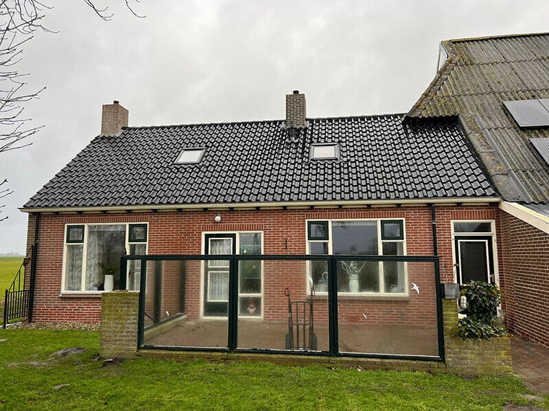 vervangen dakpannen in Drenthe op boerderij